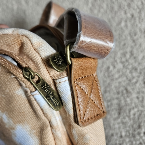 Thirty One Tie-Dye Crossbody Bag - Picture 5 of 7